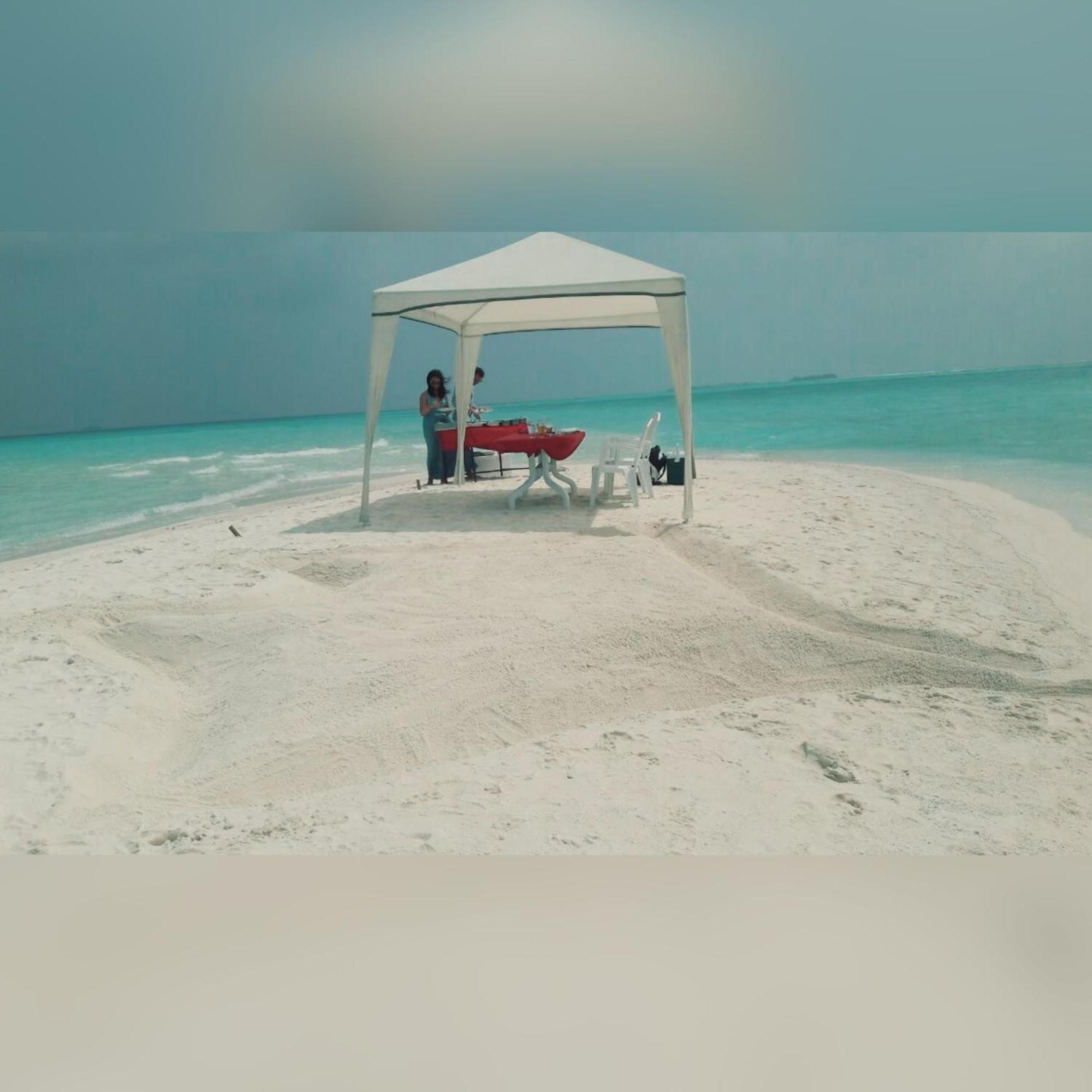 Rindali - The Speedboat From Male To The Hotel Departs At 1130 Every Monday Thursday And Saturday And From The Hotel To Male At 0630 And Five Domestic Flights Are Available Every Day Olhuveli  Eksteriør billede