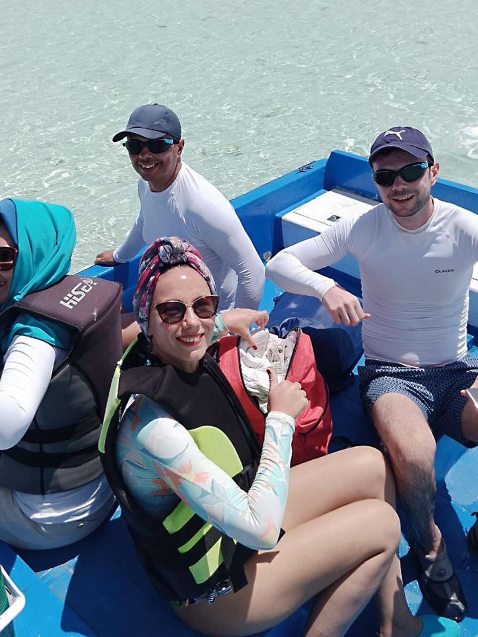 Rindali - The Speedboat From Male To The Hotel Departs At 1130 Every Monday Thursday And Saturday And From The Hotel To Male At 0630 And Five Domestic Flights Are Available Every Day Olhuveli  Eksteriør billede